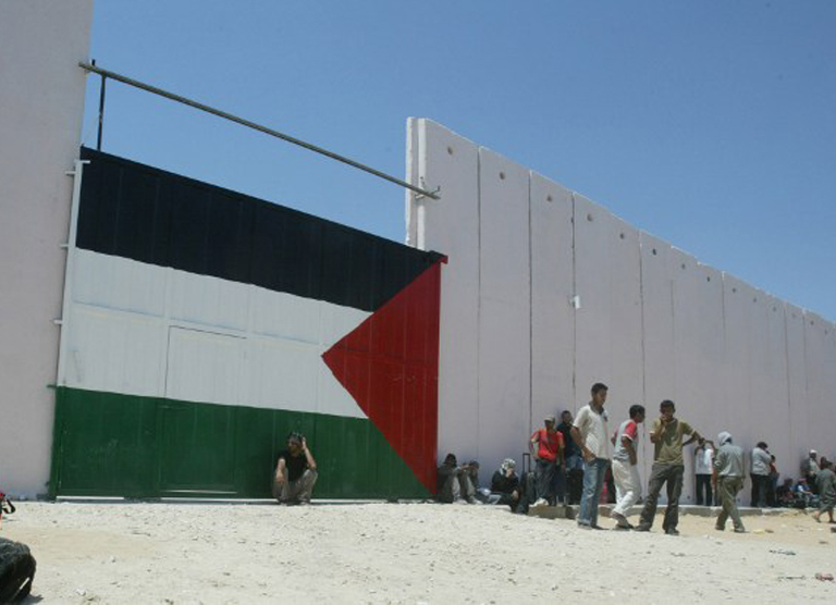 جداران فاصلة في العالم العربي - جدران تمزق العالم العربي اليوم - جدار مصر وغزة