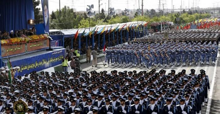 حقائق عن إيران - 10 حقائق لا تعرفها عن إيران - يوم الجيش