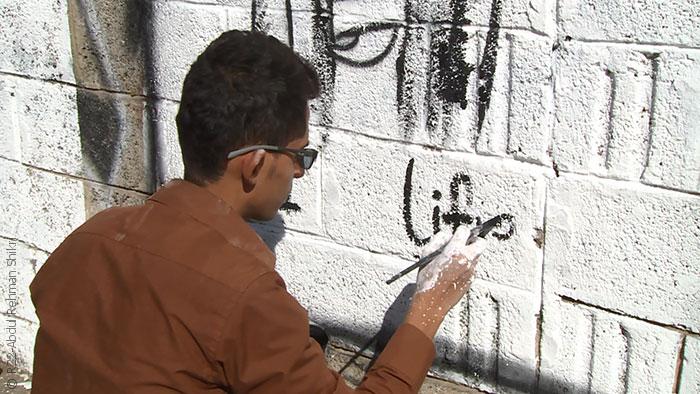 مواجهة الحوثيين بالفن في شوارع صنعاء - الفن في مواجهة الحوثيين - صورة 1