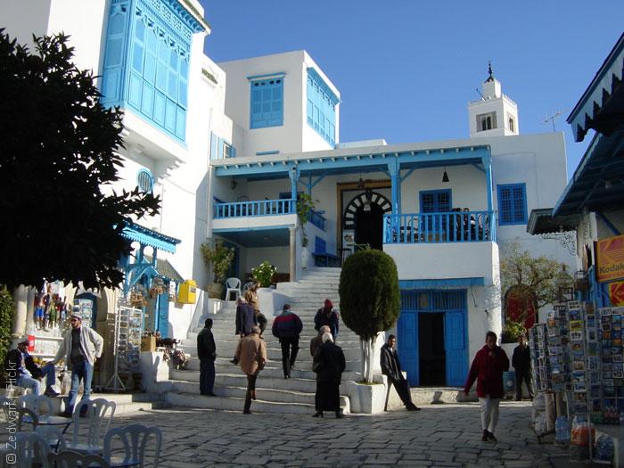 مقاهي تونس - القهوة العالية
